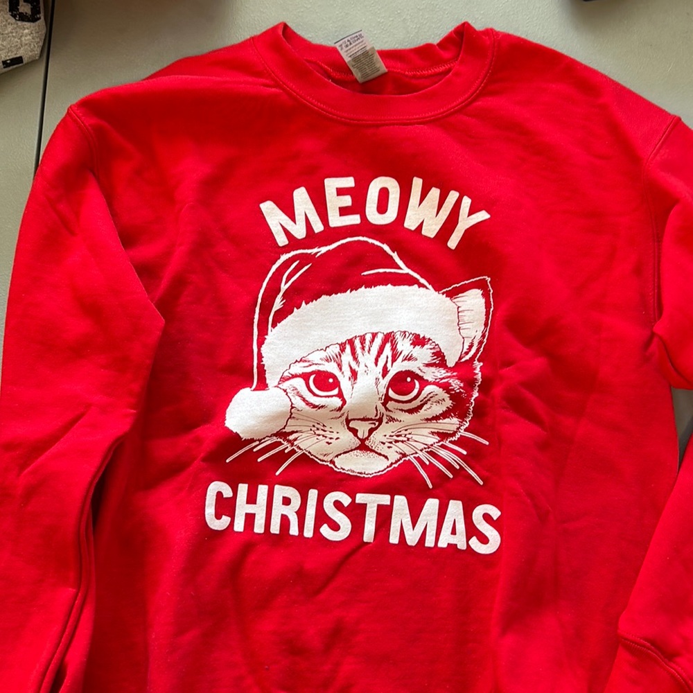 Christmas sweater size small red
